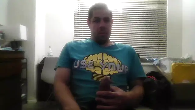 Snapshot of toosexy4myshirt chatting on 07-24-26, 06:09 toosexy4myshirt online show from 07-24-26, 06:09