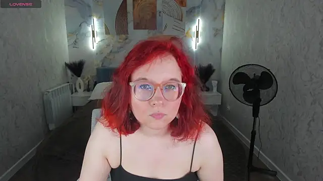 Aleks-casterrr online show from 06-25-26, 05:07