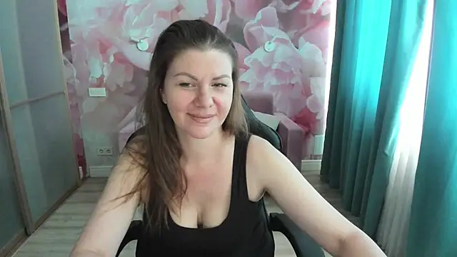 LunaKissesx online show from 07-18-26, 11:41
