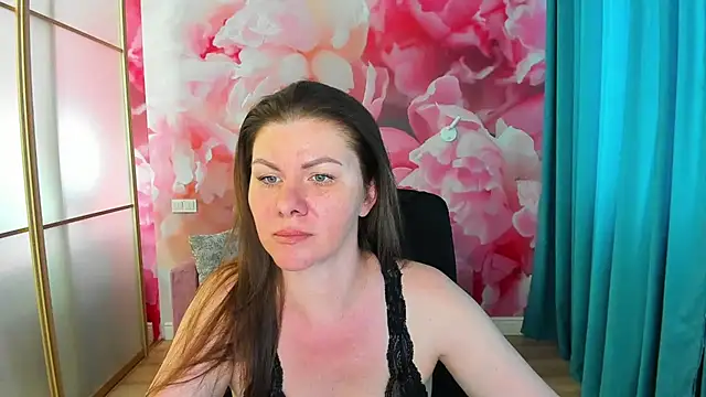 LunaKissesx online show from 06-26-26, 11:16