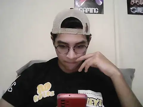 Snapshot of ismael_456 chatting on 07-05-26, 05:36 ismael 456 online show from 07-05-26, 05:36