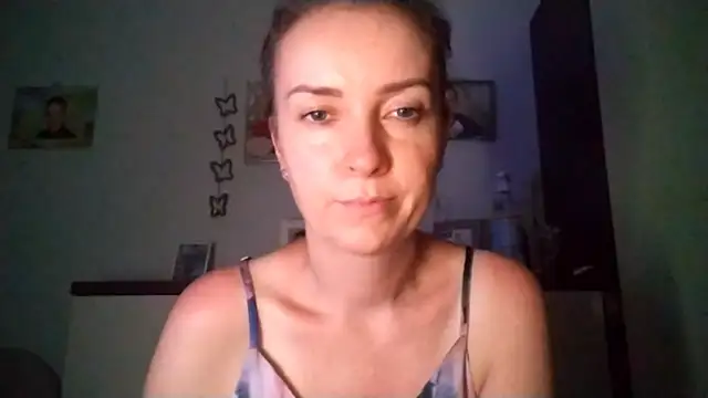 Snapshot of JenniferAlone chatting on 06-28-26, 09:10 JenniferAlone online show from 06-28-26, 09:10