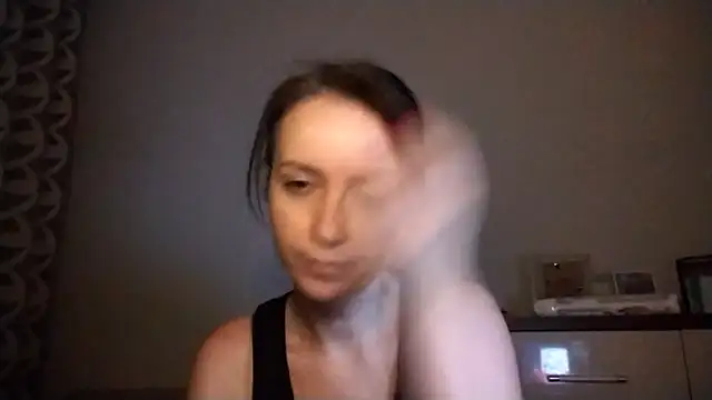 Snapshot of JenniferAlone chatting on 07-07-26, 09:18 JenniferAlone online show from 07-07-26, 09:18