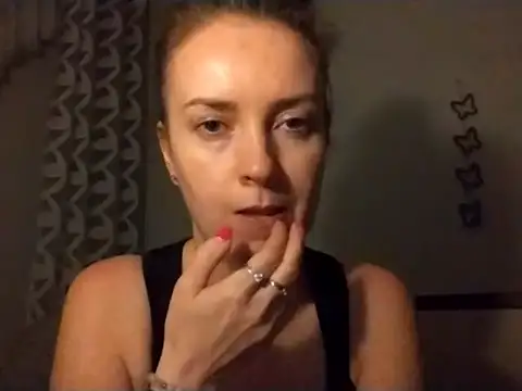 Snapshot of JenniferAlone chatting on 07-15-26, 08:05 JenniferAlone online show from 07-15-26, 08:05