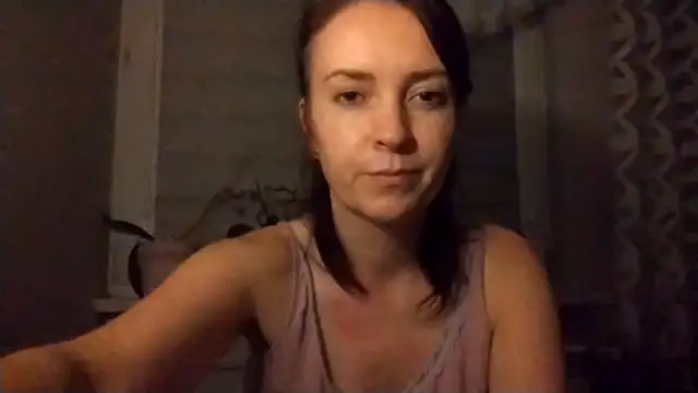 Snapshot of JenniferAlone chatting on 07-12-26, 08:20 JenniferAlone online show from 07-12-26, 08:20