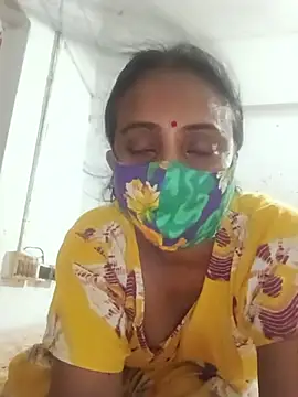 Snapshot of Simi-hot-boudi chatting on 06-26-26, 06:47 Simi-hot-boudi online show from 06-26-26, 06:47