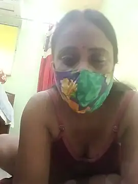 Snapshot of Simi-hot-boudi chatting on 06-27-26, 06:52 Simi-hot-boudi online show from 06-27-26, 06:52