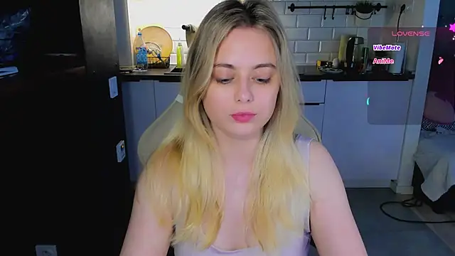 blonde kellyy online show from 06-17-26, 02:22
