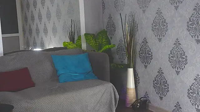 LuxaCole online show from 06-29-26, 10:15