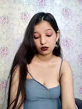 Snapshot of Queen_Rosyy chatting on 06-16-26, 02:22 Queen Rosyy online show from 06-16-26, 02:22