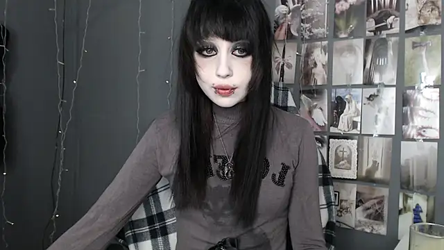 lucyy0 0ddeath online show from 06-11-26, 05:59