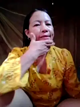 Snapshot of Mye_kiss chatting on 06-30-26, 05:18 Mye kiss online show from 06-30-26, 05:18