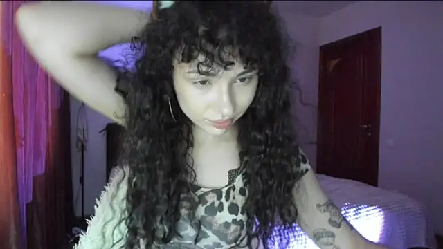 elisskriter online show from 07-28-26, 03:21