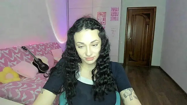 elisskriter online show from 06-17-26, 12:15