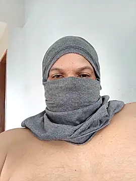 FFelipe000777 online show from 06-12-26, 12:47