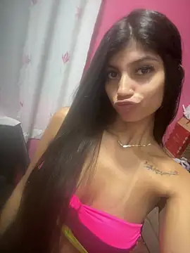 Snapshot of anamayla1 chatting on 07-15-26, 10:39 anamayla1 online show from 07-15-26, 10:39