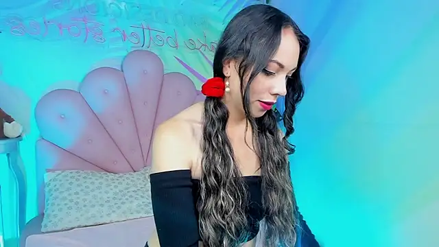 Snapshot of AshleyBenoitt chatting on 06-08-26, 03:01 AshleyBenoitt online show from 06-08-26, 03:01