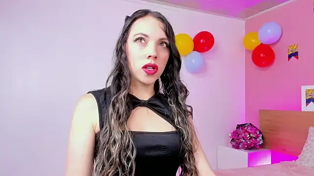 AshleyBenoitt online show from 07-10-26, 01:44