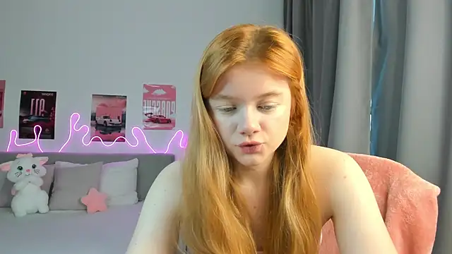 Snapshot of Evie_Tomioka chatting on 07-18-26, 05:16 Evie Tomioka online show from 07-18-26, 05:16