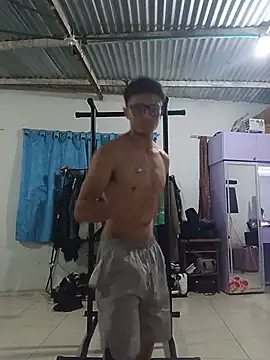 Snapshot of Davitfitnosuke chatting on 07-08-26, 12:46 Davitfitnosuke online show from 07-08-26, 12:46