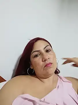 Snapshot of Agata_Traviesa chatting on 07-04-26, 01:23 Agata Traviesa online show from 07-04-26, 01:23