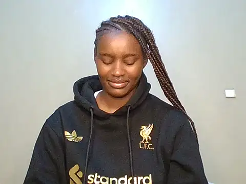 Prettygodess1 online show from 06-17-26, 07:52
