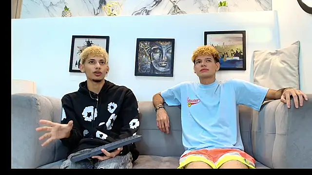 Snapshot of Hot_skinny_guys chatting on 06-16-26, 07:36 Hot skinny guys online show from 06-16-26, 07:36