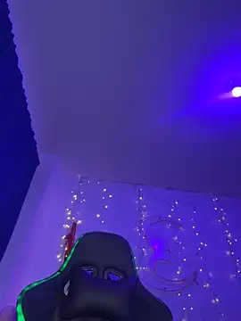 LunaStar VIP online show from 06-21-26, 01:22