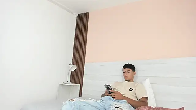Bruno fox online show from 07-17-26, 08:39