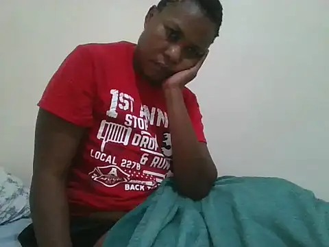 Snapshot of Sweetbanana24 chatting on 07-01-26, 12:22 Sweetbanana24 online show from 07-01-26, 12:22