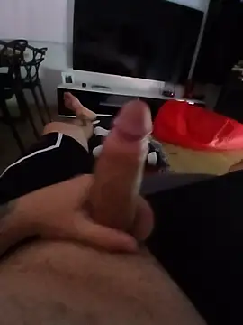 Snapshot of pisellombrello chatting on 06-28-26, 11:16 pisellombrello online show from 06-28-26, 11:16