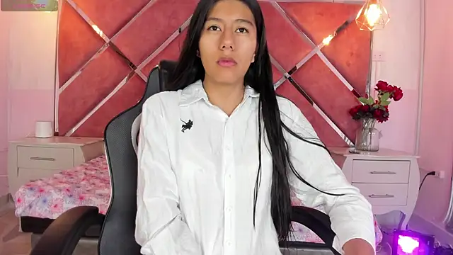 Snapshot of Carla_Alvez chatting on 07-17-26, 02:03 Carla Alvez online show from 07-17-26, 02:03
