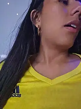 Snapshot of Carla_Alvez chatting on 06-24-26, 02:54 Carla Alvez online show from 06-24-26, 02:54