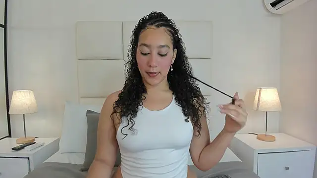 NaomiCambels online show from 07-01-26, 07:03