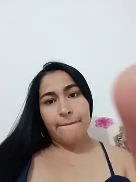 Carolina Velez pm online show from 06-09-26, 03:51