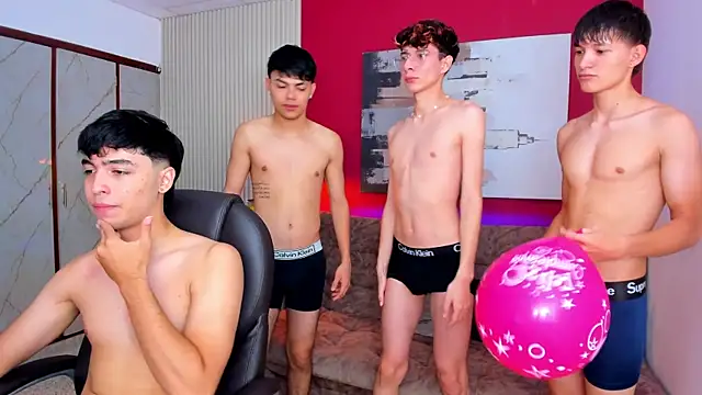 Hot GuysW online show from 07-02-26, 08:15