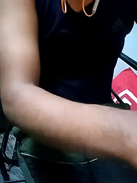 Lawrencedlkk007 online show from 02-11-26, 05:46