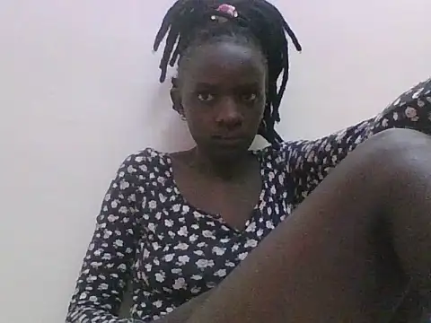 ebonypetite2 online show from 06-24-26, 03:16