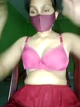 Snapshot of Ishaniya chatting on 07-21-26, 05:09 Ishaniya online show from 07-21-26, 05:09