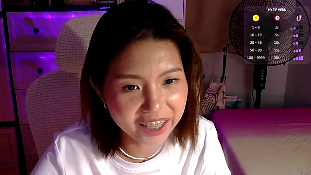 Snapshot of urgrl_portia chatting on 07-01-26, 10:59 urgrl portia online show from 07-01-26, 10:59