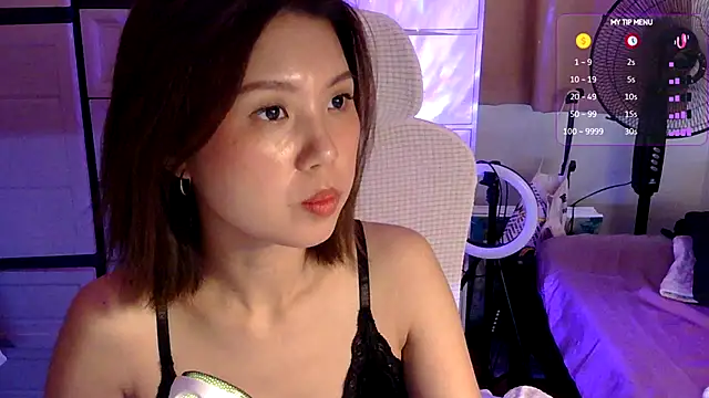 Snapshot of urgrl_portia chatting on 06-21-26, 10:21 urgrl portia online show from 06-21-26, 10:21