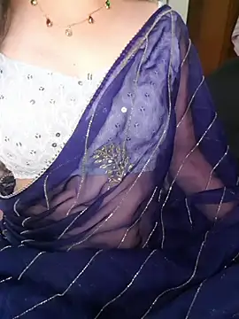 Snapshot of Sharma_Priya chatting on 06-22-26, 06:05 Sharma Priya online show from 06-22-26, 06:05
