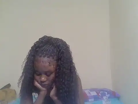 cute bee online show from 07-16-26, 03:20