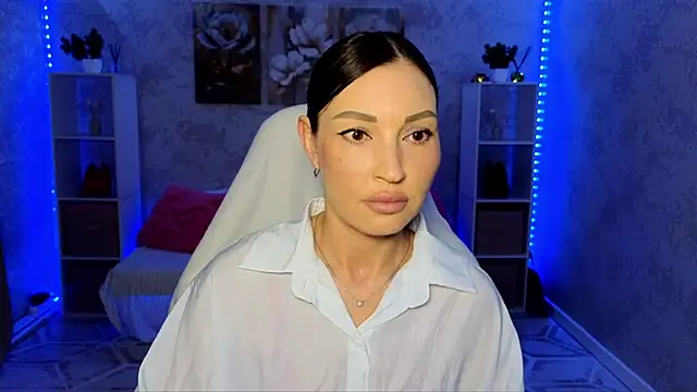 Snapshot of NikoleMills chatting on 07-07-26, 06:16 NikoleMills online show from 07-07-26, 06:16