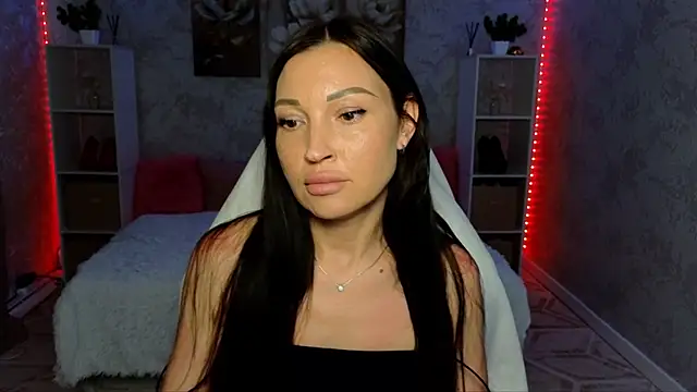 Snapshot of NikoleMills chatting on 06-10-26, 06:58 NikoleMills online show from 06-10-26, 06:58