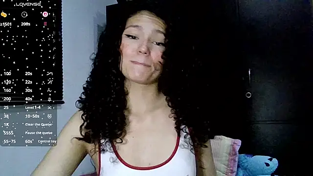 Diamond Curls online show from 07-16-26, 03:31