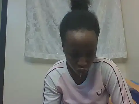 Sweet-cherrry online show from 07-10-26, 08:14