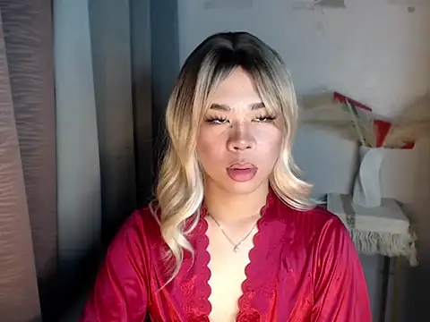 Horny HoneyX online show from 07-12-26, 03:46