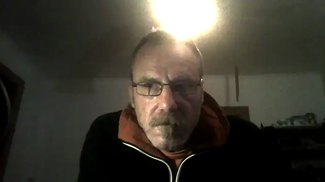 Greg0ri73 online show from 06-10-26, 11:17