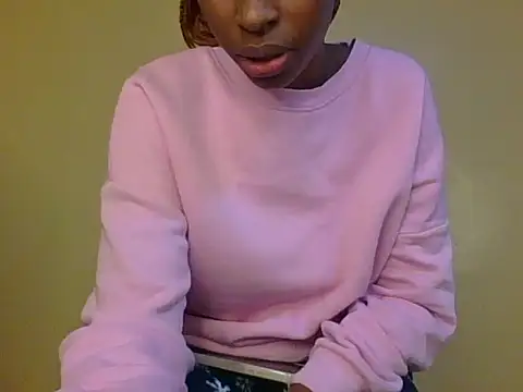 Snapshot of Lovey_doveyy chatting on 06-26-26, 01:50 Lovey doveyy online show from 06-26-26, 01:50